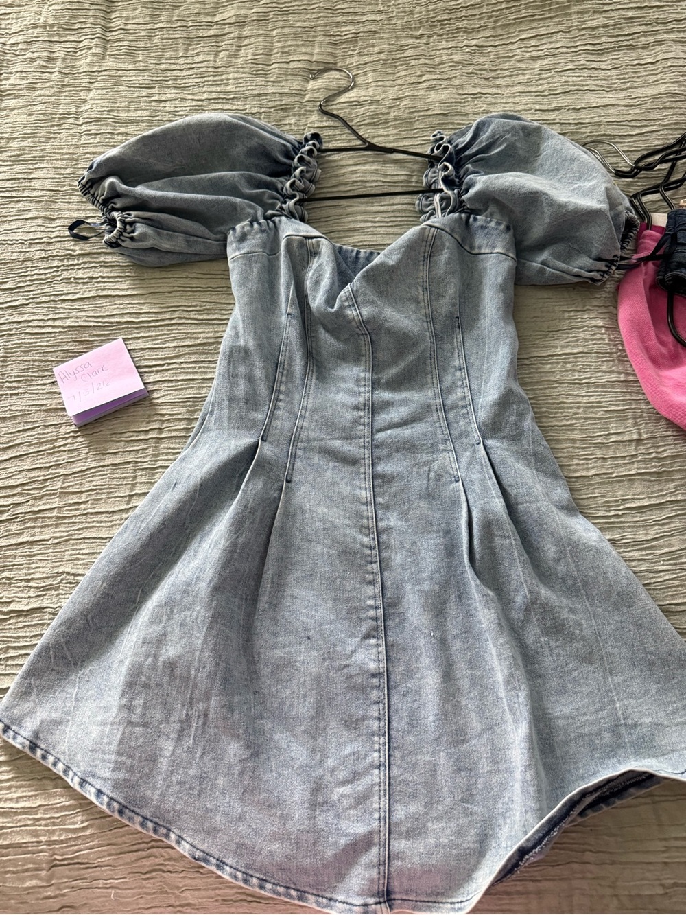 Women's  Dresses - Puff Sleeve Denim Dress in Light Gray